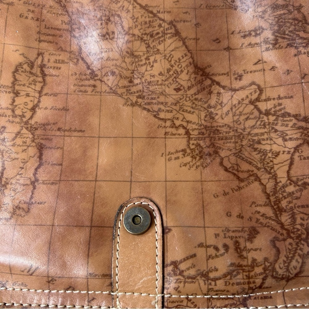 Patricia Nash Venezia Pouch Bag Signature Map Print Brown Leather - Picture 6 of 9
